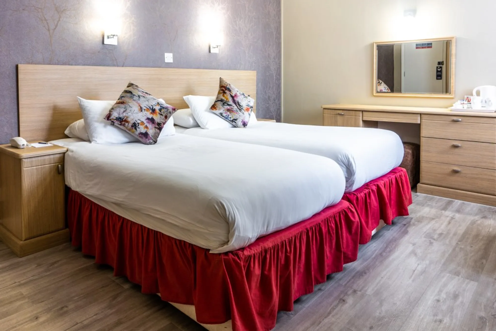 Standard twin bedroom